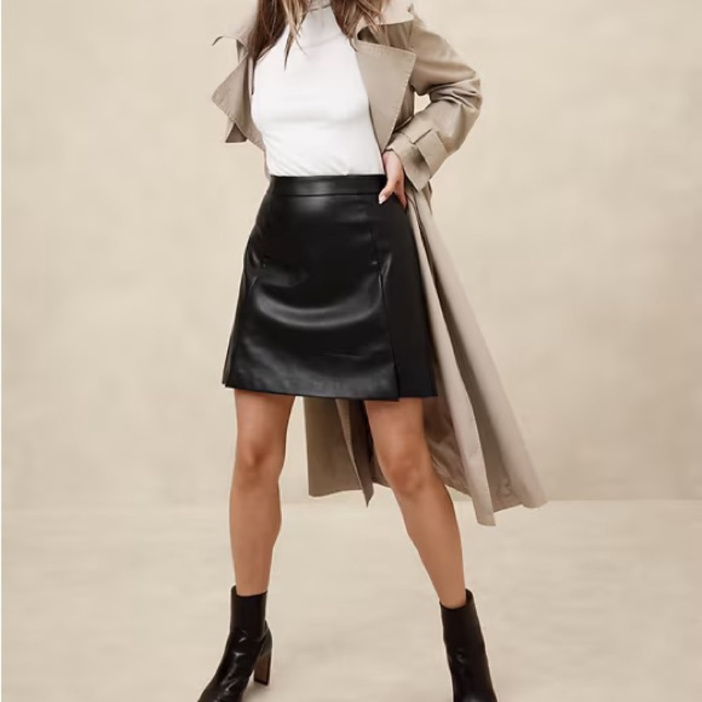 Banana Republic Vegan Leather Skirt